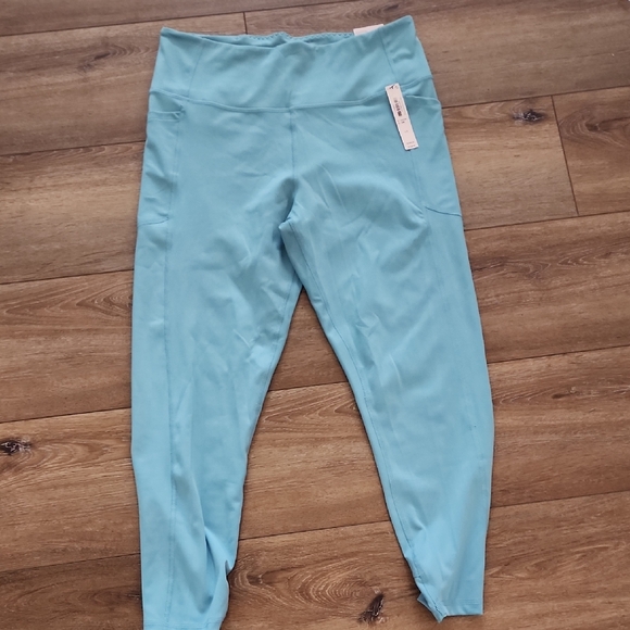 Victoria's Secret Pants - Victoria's secret essential leggings NEW